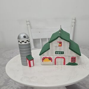 Vintage Figi  Set Of 2 Silo & Barn Ceramic Trinket Boxes Containers With Lids